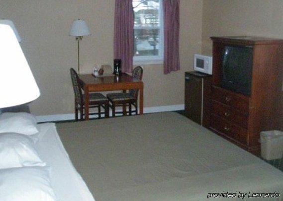 Hyannis Host Inn Zimmer foto