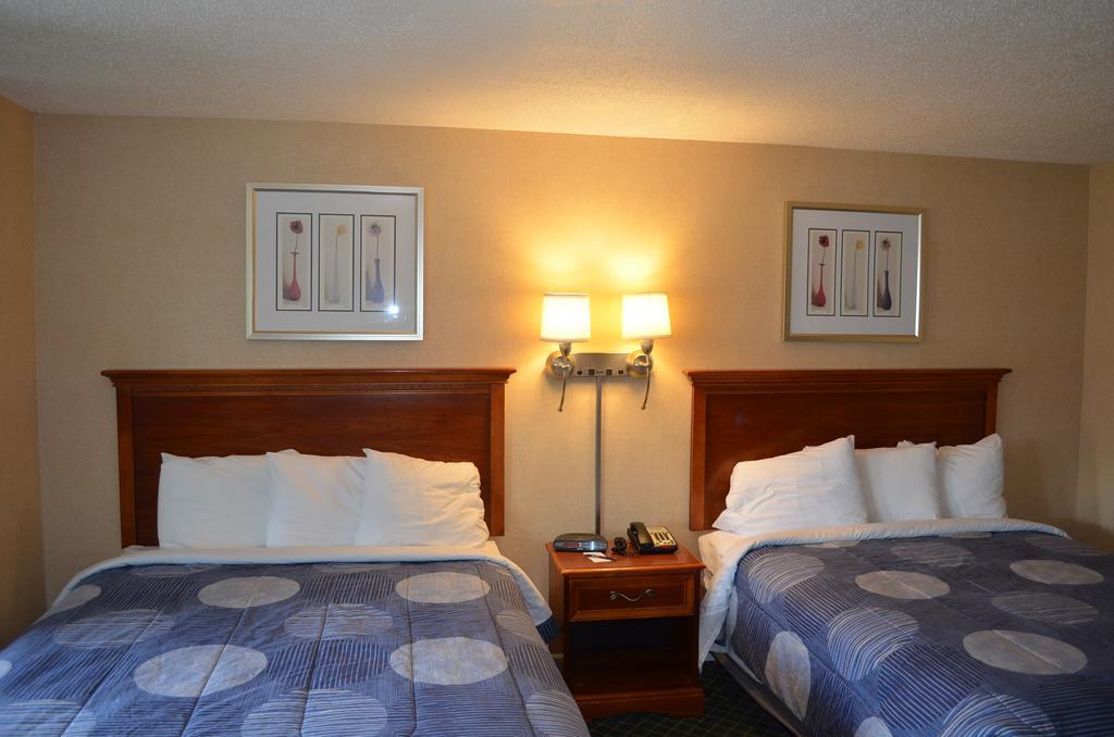 Hyannis Host Inn Exterior foto