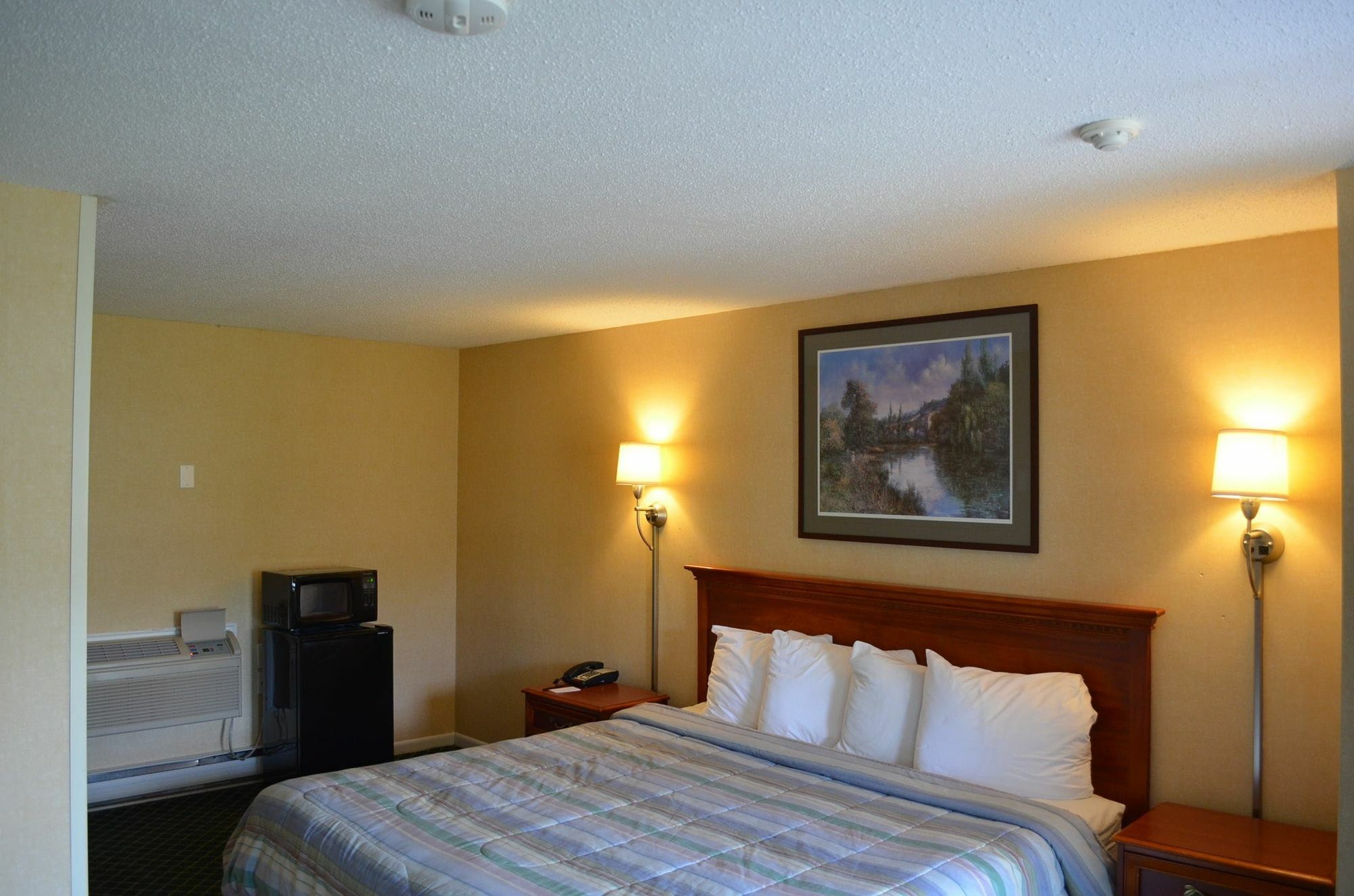Hyannis Host Inn Exterior foto